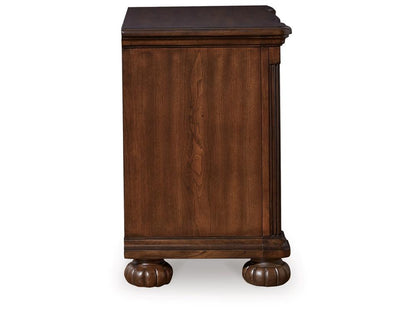Signature Design by Ashley - Lavinton Three Drawer Night Stand in Brown - B764-93 veiw 4