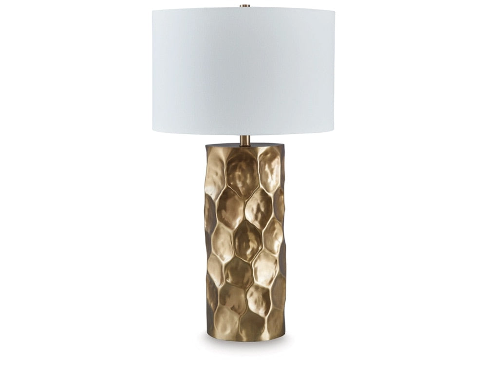 Signature Design by Ashley - Marshawn Metal Table Lamp in Gold Finish - L207524 veiw 1