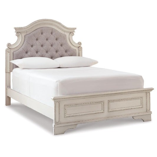 Signature Design by Ashley - Realyn Full Panel Bed in Chipped White veiw 1