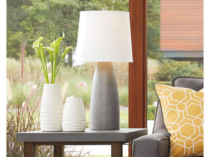 Signature Design by Ashley - Shavontae Poly Table Lamp in Gray - L243004 veiw 4