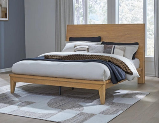 Signature Design by Ashley - Sherbana King Panel Bed in Light Brown veiw 2