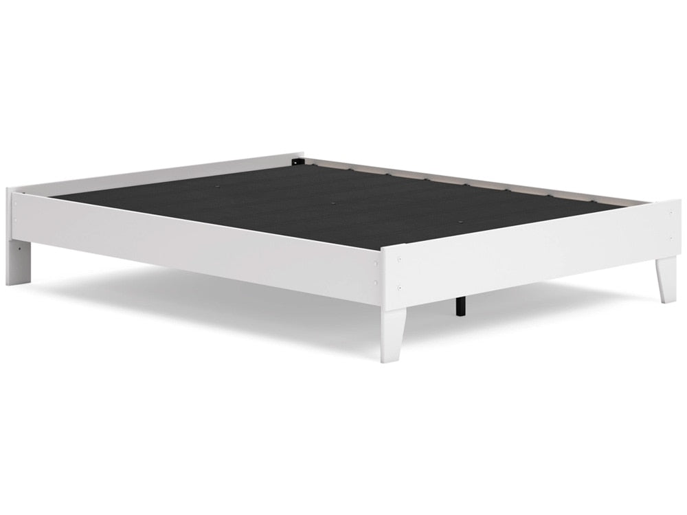 Signature Design by Ashley - Socalle Queen Platform Bed in White - EB1867-113 veiw 3