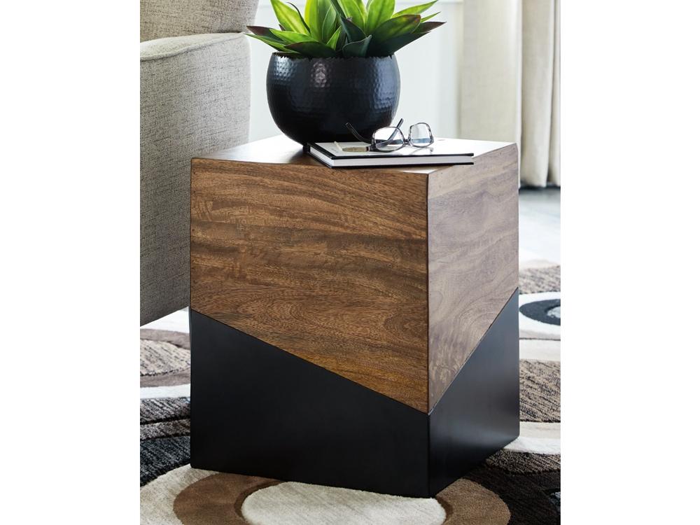Signature Design by Ashley - Trailbend Accent Table in Brown/Gunmetal - A4000311 veiw 2