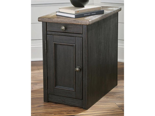 Signature Design by Ashley - Tyler Creek Chair Side End Table in Grayish Brown/Black - T736-7 veiw 2