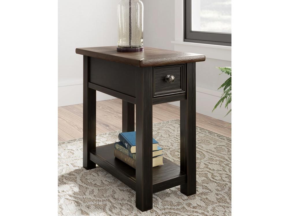 Signature Design by Ashley - Tyler Creek Chair Side End Table in Grayish Brown/Black - T736-107 veiw 2