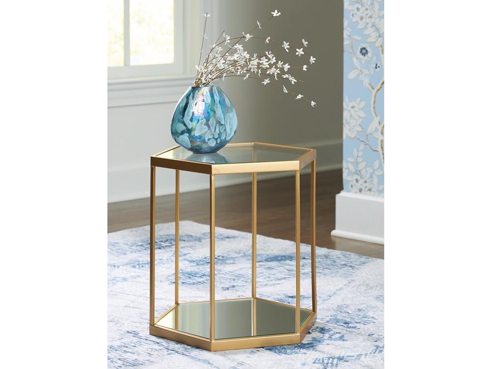 Signature Design by Ashley - Veerwick Accent Cocktail Table in Gold Finish - A4000661 veiw 2