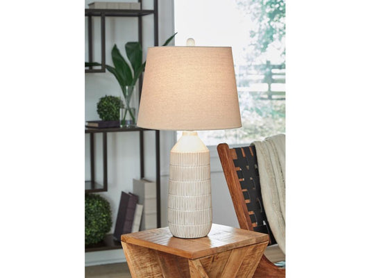 Signature Design by Ashley - Willport Ceramic Table Lamp (Set of 2) in Off White - L177994 veiw 2