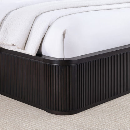 Steve Silver - Henry King Bed Espresso - HEN900N-KBED view 5