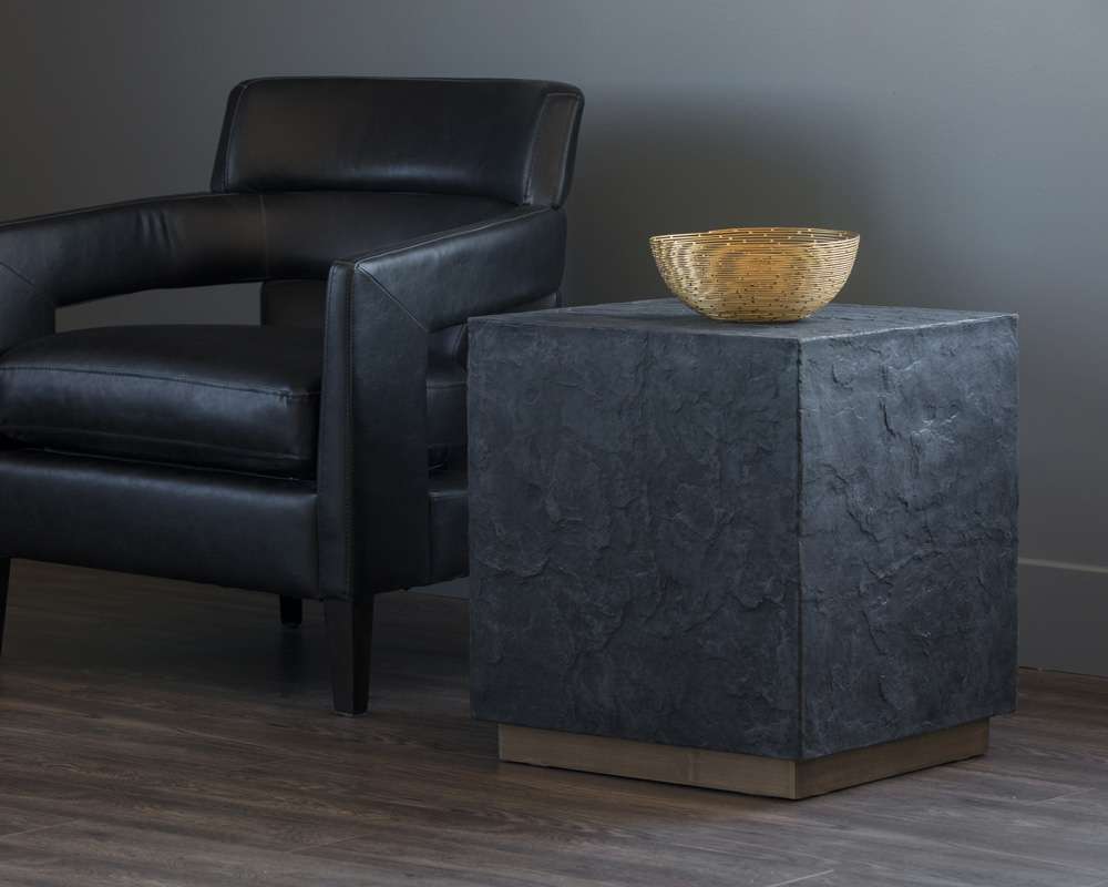 Sunpan - Solterra Newbury Side Table - 103396 veiw 3