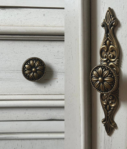 Sunset Trading - French Chic China Cabinet  - Distressed Antique White and Walnut Brown - DLU-FC-BH veiw 7