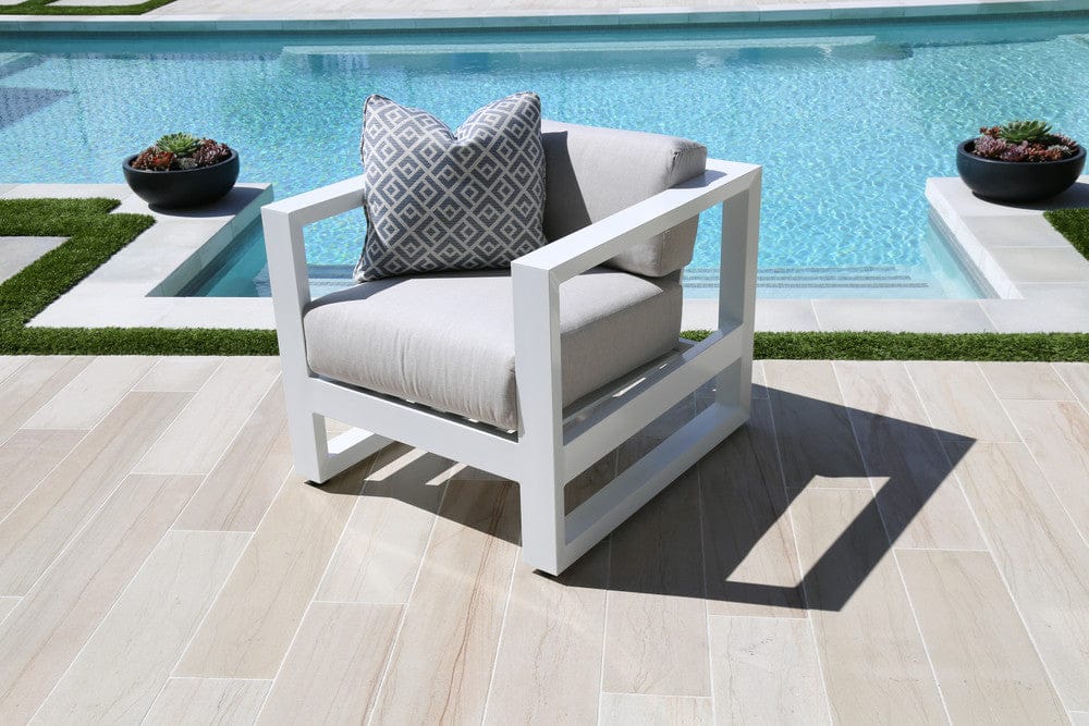Sunset West - Newport Club Chair in Canvas Natural, No Welt - Whites/Creams/Beiges - SW4801-21-5404 view 3