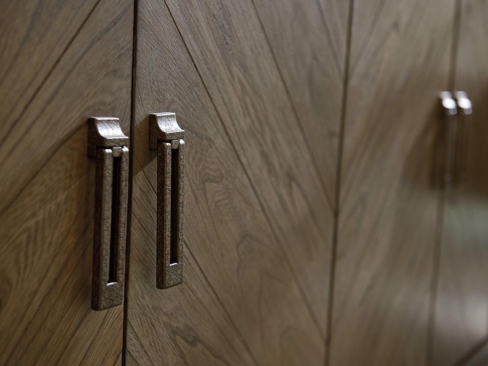 Tommy Bahama Home - Cypress Point Spencer Buffet - 561-852 veiw 5