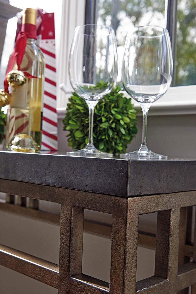 Tommy Bahama Home - Cypress Point Twin Lakes Sideboard - 561-869 veiw 5