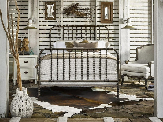 Universal Furniture - Riverhouse - The Guest Room Bed Queen - 393310 view 2