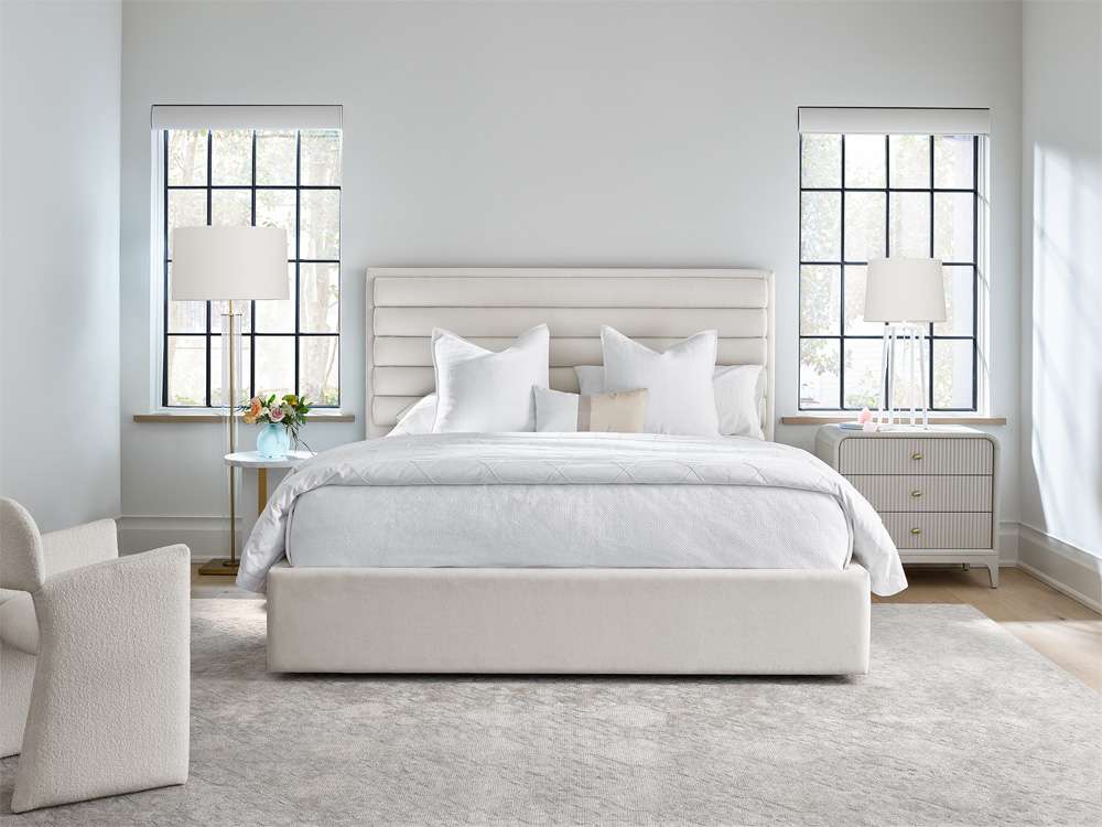 Universal Furniture - Tranquility King Bed - U195320B veiw 4