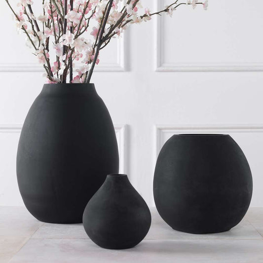 Uttermost - Hearth Matte Black Vases, Set/3 - 18068 veiw 2