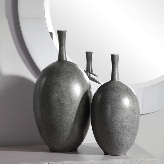 Uttermost - Riordan Modern Vases (Set of 2) - 17711 veiw 2