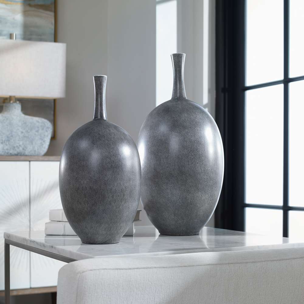 Uttermost - Riordan Modern Vases (Set of 2) - 17711 veiw 4