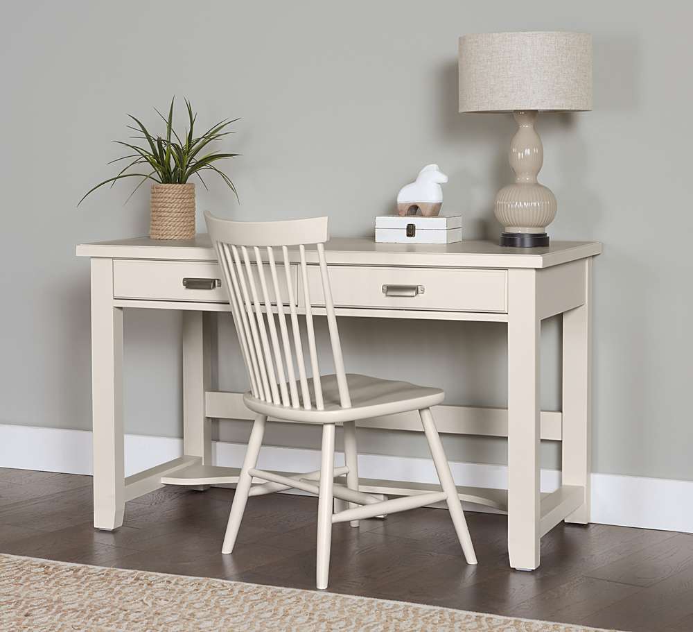 Vaughan Bassett - Bungalow Desk Chair in Lattice - 744-007 veiw 2