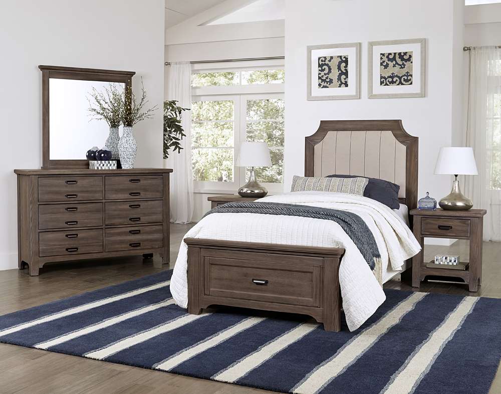 Vaughan Bassett - Bungalow Landscape Mirror in Folkstone - 740-445 veiw 3