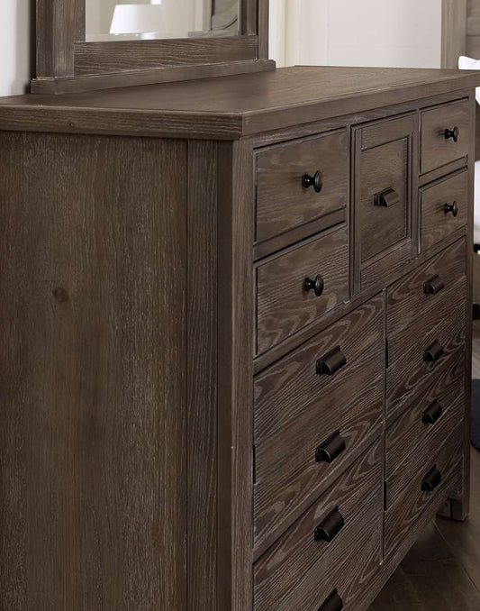Vaughan Bassett - Bungalow Master Dresser with 9 Drawers in Folkstone - 740-002 veiw 2
