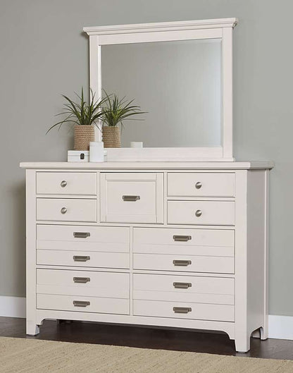 Vaughan Bassett - Bungalow Master Landscape Mirror in Lattice - 744-447 veiw 4
