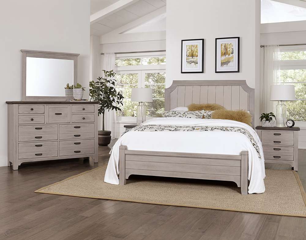 Vaughan Bassett - Bungalow Queen Upholstered Bed in Dover Grey/Folkstone - 741-551-855-922 veiw 3