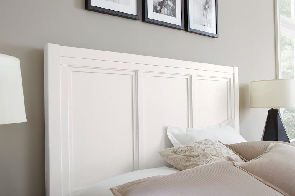 Vaughan Bassett - Cool Farmhouse - King Panel Bed - Soft White - 804-667-766-922-MS1  view 3
