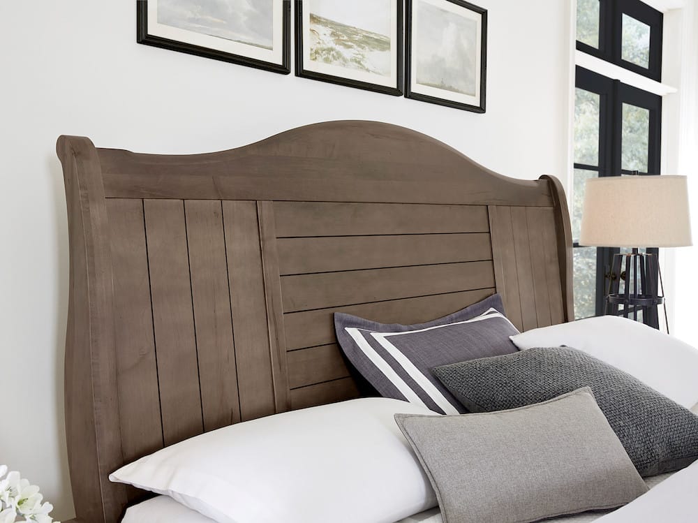 Vaughan Bassett - Cool Farmhouse - King Sleigh Bed W/ Storage Footboard - Grey - 801-663-066B-502-666  view 3