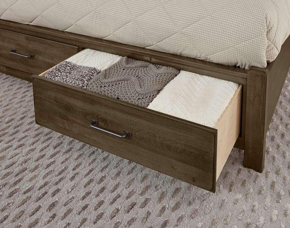 Vaughan Bassett - Cool Rustic Queen X Bed With Footboard Storage in Mink - 170-557-050B-502-555 veiw 4