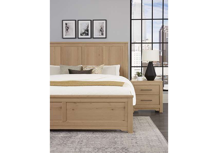 Vaughan Bassett - Crafted Cherry - Artisan and Post Queen Six Panel Bed - 154-558-855-922 veiw 4