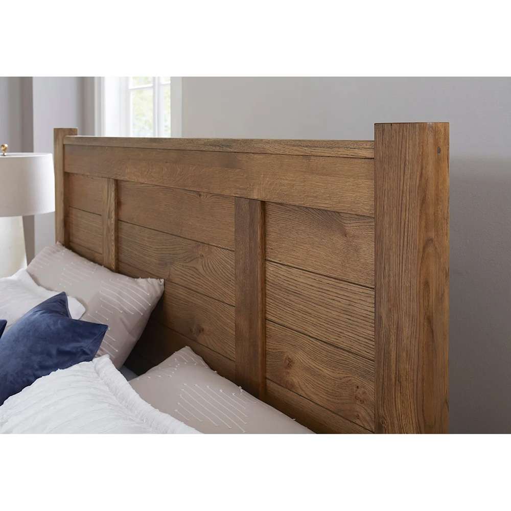 Vaughan Bassett - Crafted Oak - LMCo Home Ben Cal King Poster Bed - 790-668-866-944-MS1 veiw 4