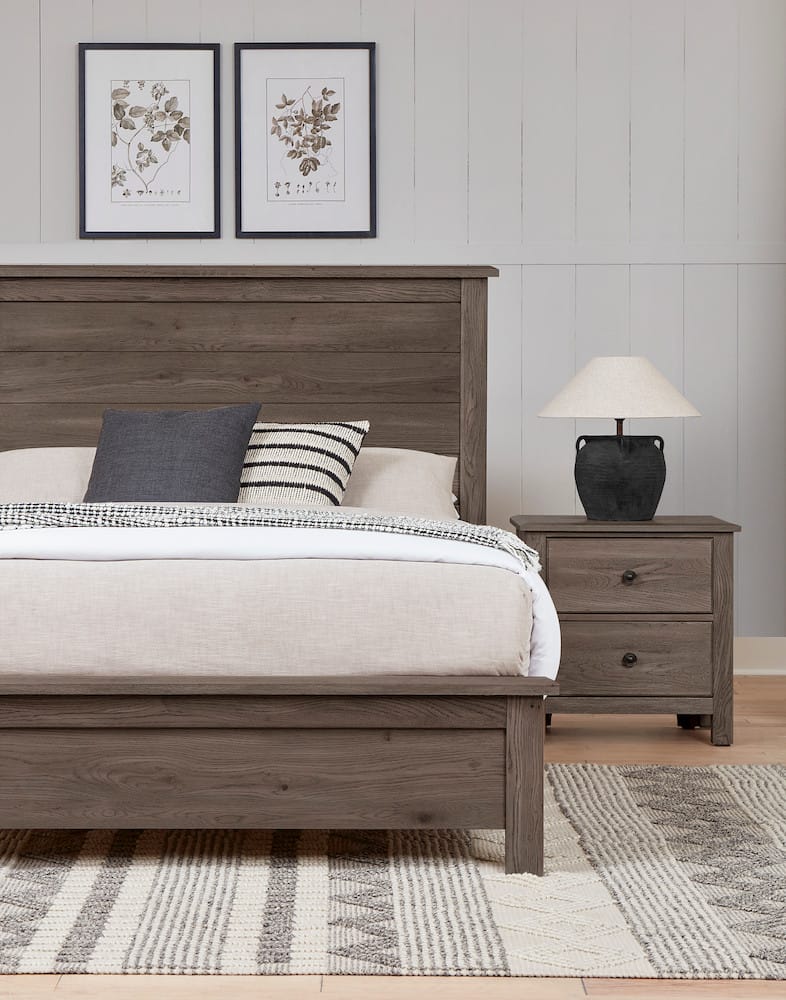 Vaughan Bassett - Custom Express - Cal King Farmhouse Bed - 123-668-866-944-MS2  view 4