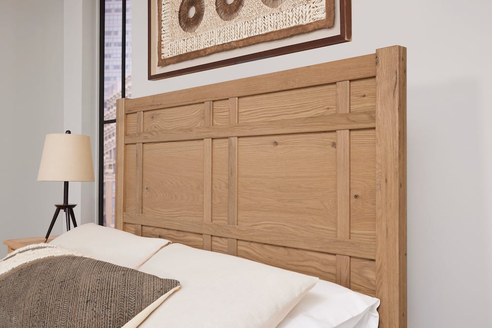Vaughan Bassett - Custom Express - Queen Architectural Bed - 120-557-755-922  view 5