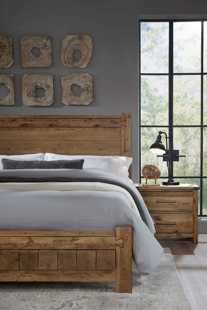 Vaughan Bassett - Dovetail - King Poster Bed With 6X6 Fb - Natural - 752-668-166-922-MS2  view 2