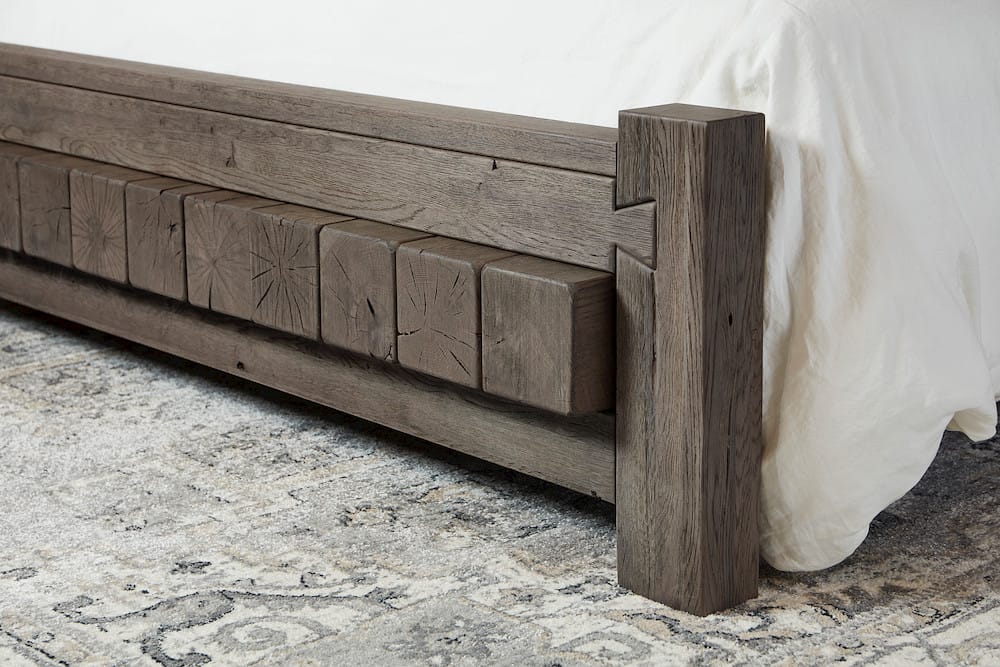 Vaughan Bassett - Dovetail - Queen Poster Bed With 6X6 Fb - Mystic Grey - 751-558-155-922  view 2