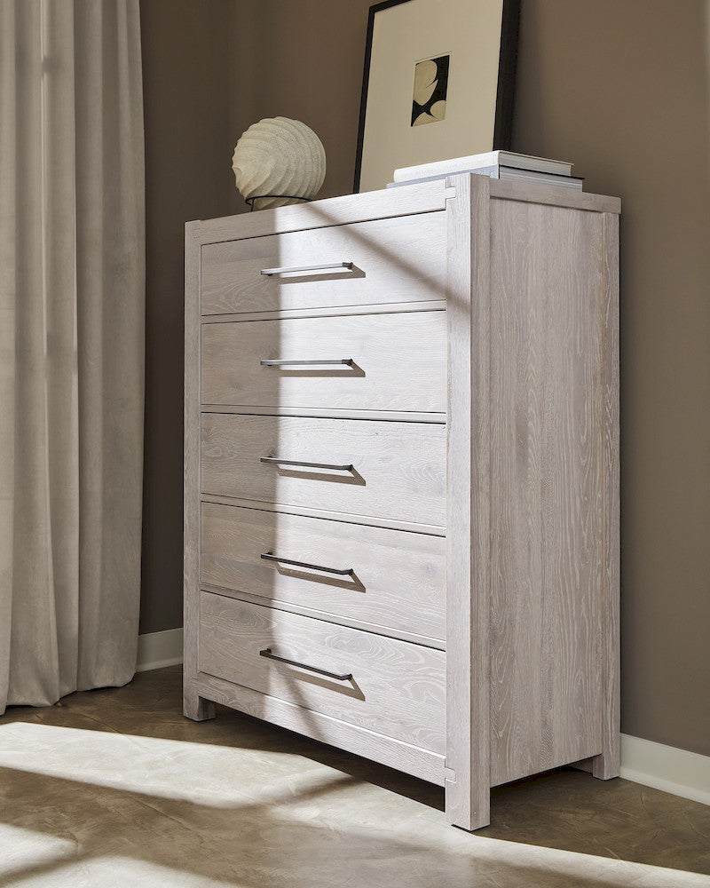 Vaughan Bassett - Joinery - Chest - 5 Drwr - Washed White Oak - 194-115  view 1