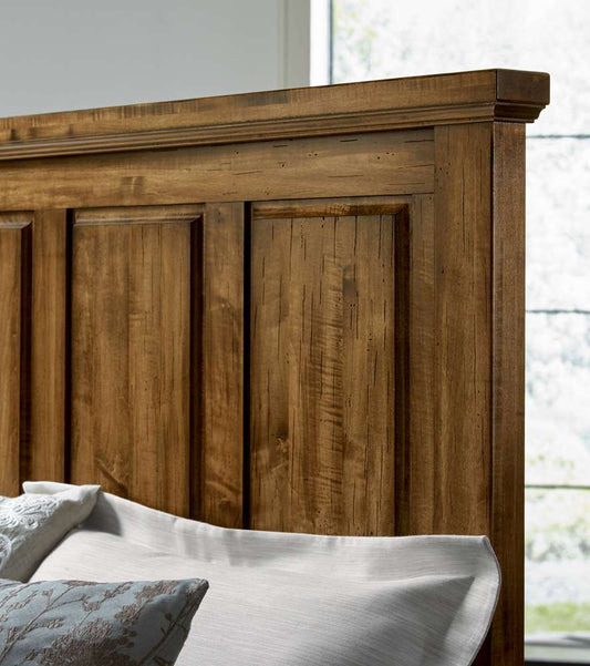 Vaughan Bassett - Maple Road King Mansion Bed With Storage Footboard in Antique Amish - 118-669-066B-502-666 veiw 2