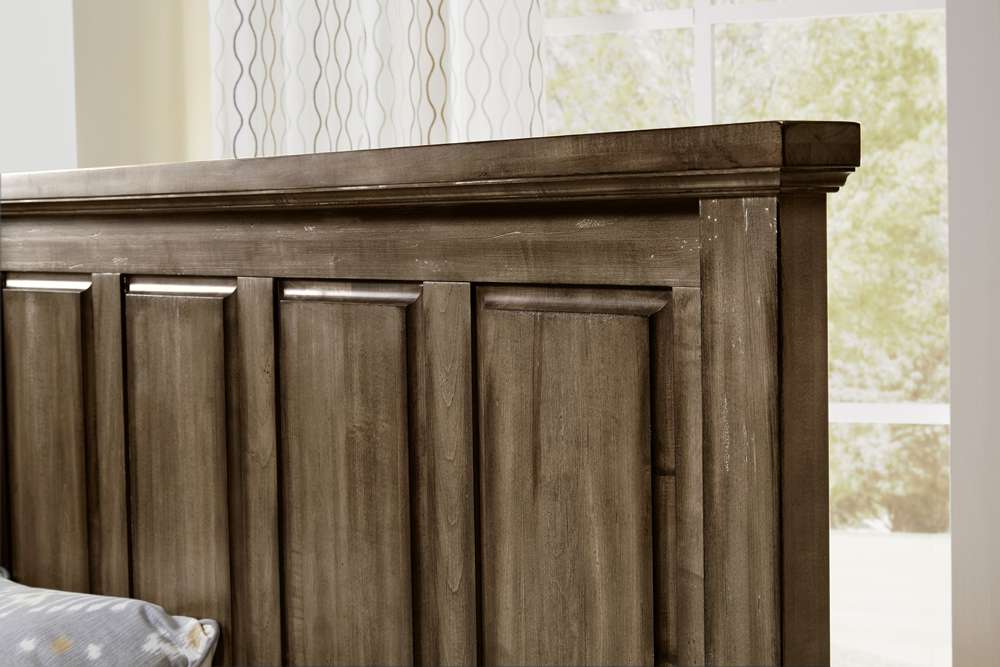 Vaughan Bassett - Maple Road Queen Mansion Bed With Low Profile Footboard in Maple Syrup - 117-559-955-722 veiw 3