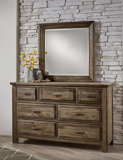 Vaughan Bassett - Maple Road Triple Dresser with 7 Drawers in Maple Syrup - 117-003 veiw 3