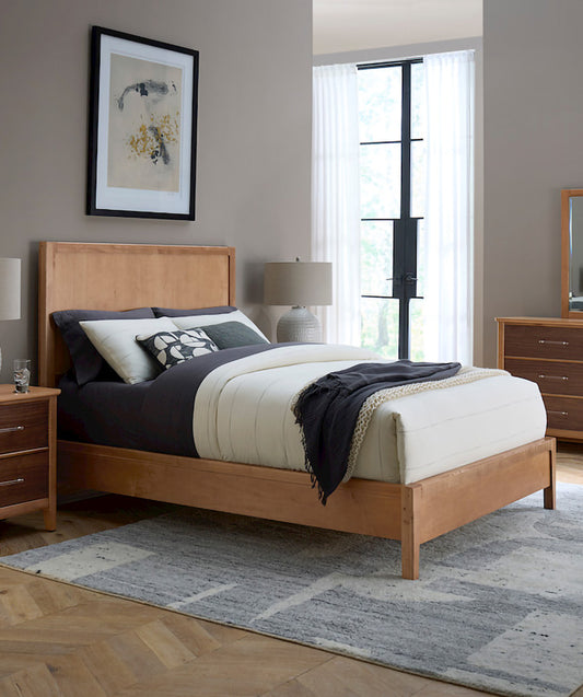 Vaughan Bassett - Nordhaven - King Panel Bed  - Clear Maple  - 852-667-766-722-MS1 view 1