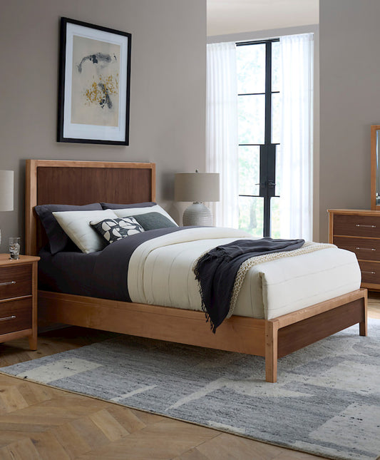 Vaughan Bassett - Nordhaven - Queen Panel Bed  - Two-Tone  - 853-557-755-722 view 1