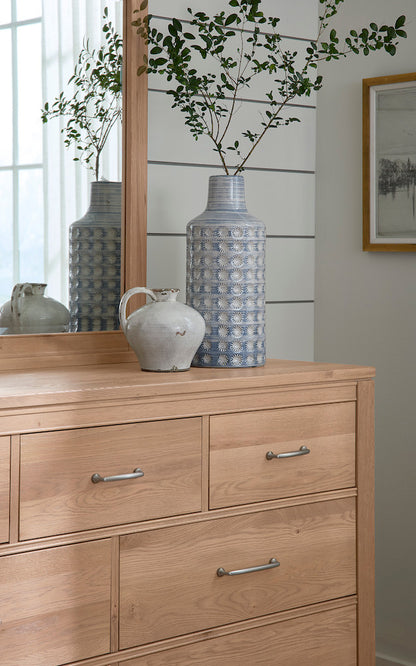 Vaughan Bassett - Tide and Timber - Dresser - 7 Drwr - Clear Oak - 830-002  view 3