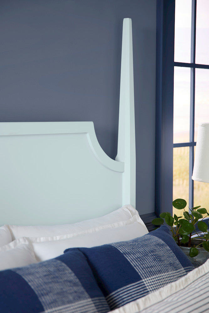 Vaughan Bassett - Tide and Timber - King Pencil Poster Bed - Blue Maple - 835-668-866-922-MS1  view 3