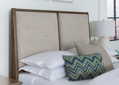Vaughan Bassett - Woodbridge - Queen Upholstered Bed With Storage -Grey - 820-551-052-050B-502-555  view 5