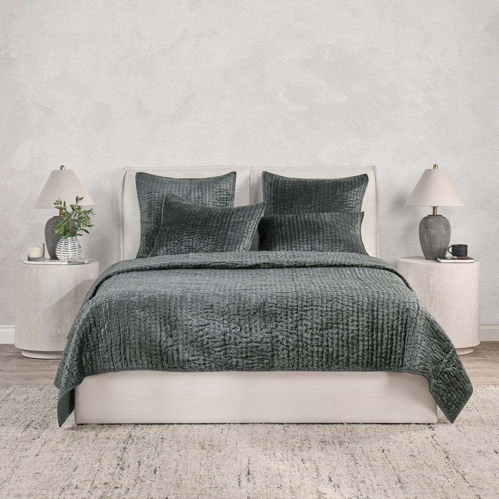 Villa by Classic Home - Bari 4-Piece King Quilt Set - Green - BEDQ509K view 5