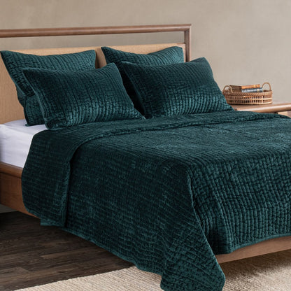 Villa by Classic Home - Bari King Quilt - Emerald Green - V310000 view 2