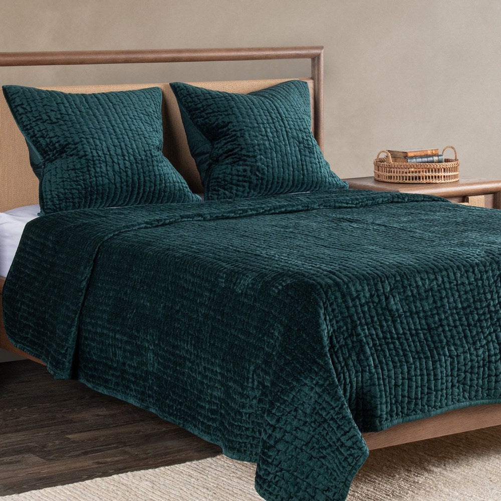 Villa by Classic Home - Bari Queen Quilt - Emerald Green - V310001 view 1