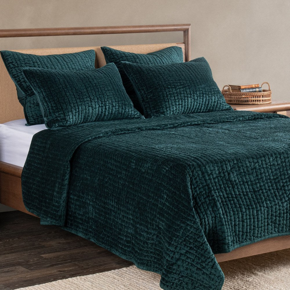 Villa by Classic Home - Bari Queen Quilt - Emerald Green - V310001 view 2