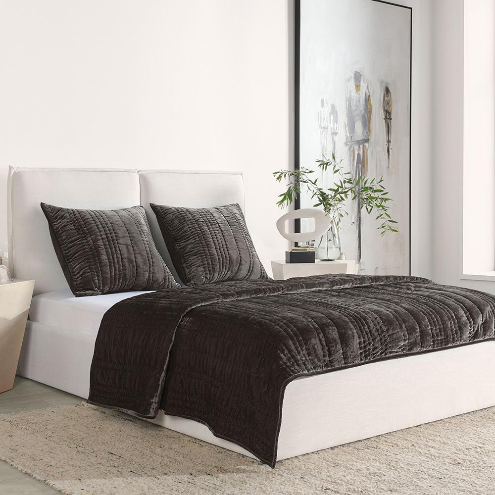 Villa by Classic Home - Seville 4-Piece Velvet Fabric Sable King Quilt Set - Sable - BEDQ371K veiw 2